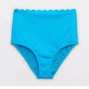 Aerie high waisted full coverage bikini bottoms with scalloped edges Size M NWT